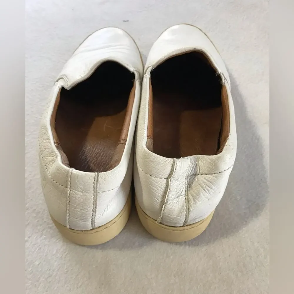 Frye womens 8 white leather slip on loafers sneakers casual athleisure minimal